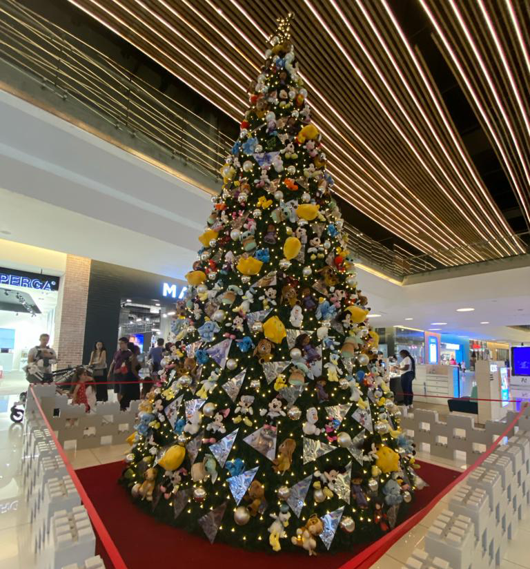 ‘Tis the Season to be Giving and Making Dreams Come True