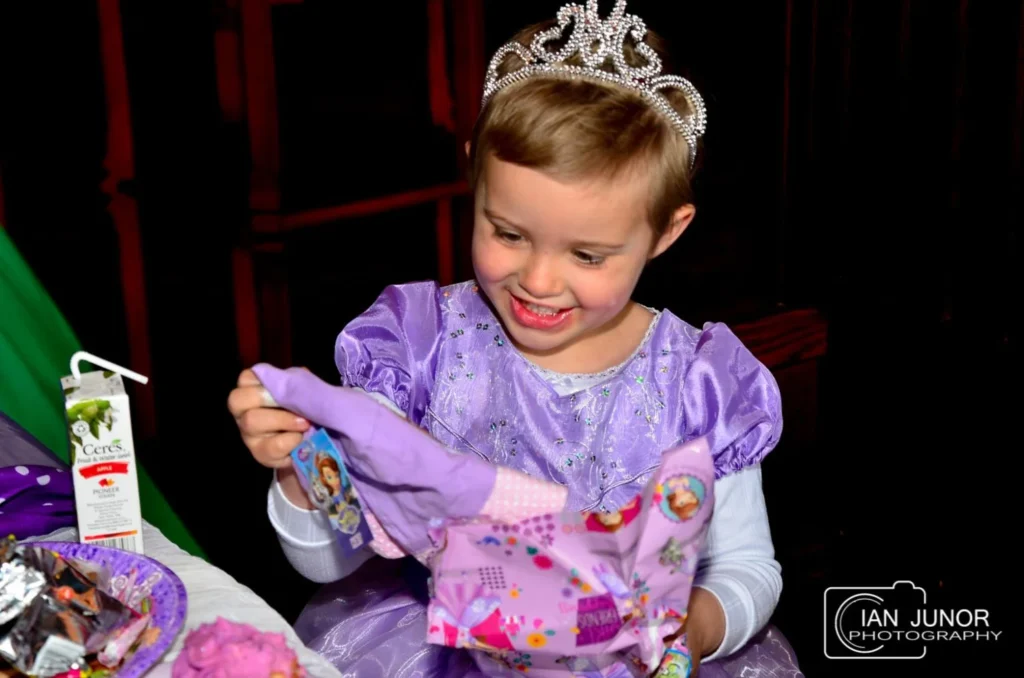 Colouring in Dreams: How Annabelle van Wyk Reached Remission with Reach For A Dream and Imagination
